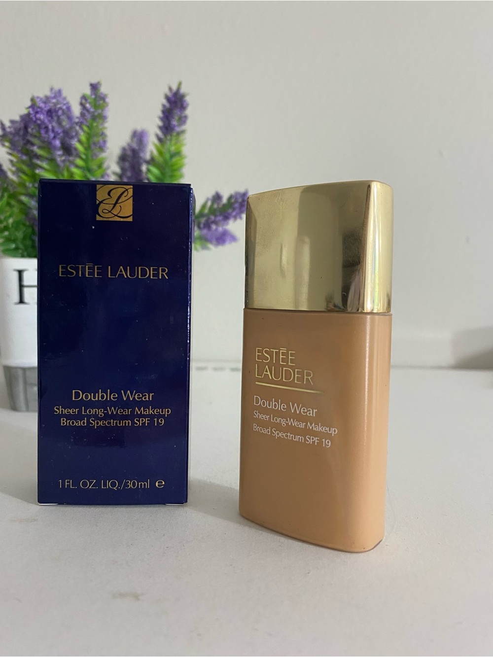 4N2~ Estée Lauder Sheer Long-wear Makeup Foundation, SPF 19, 1 OZ / 30ML, New